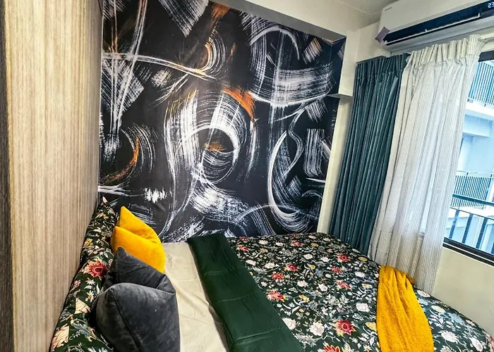 Evergreen Suite- 1 Bed 1 Sofa Bed, Light Sync Tv * Manila